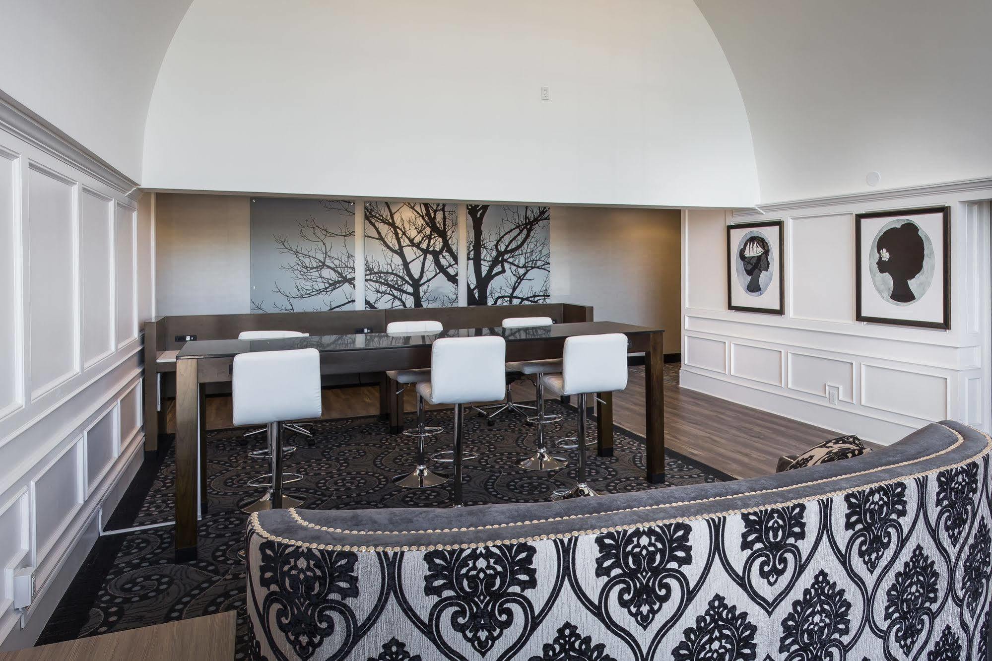The Row Hotel; Bw Signature Collection San José
